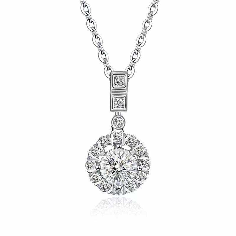 Red Agate & Gold Beaded Bracelet for Women – Perfect Gift for Chinese Zodiac Year of the Horse, Christmas, or Birthday thumbnail